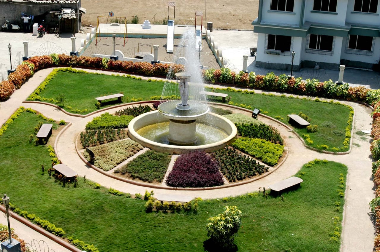 GIRIRAJ COMPLEX